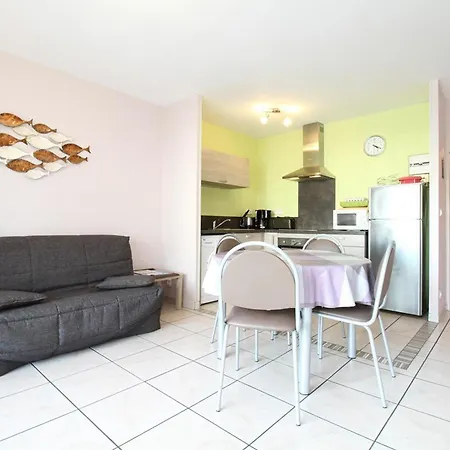 Apartamento T2 Avec Clim, Parking Et Wifi - - Fr-1-553-241 *